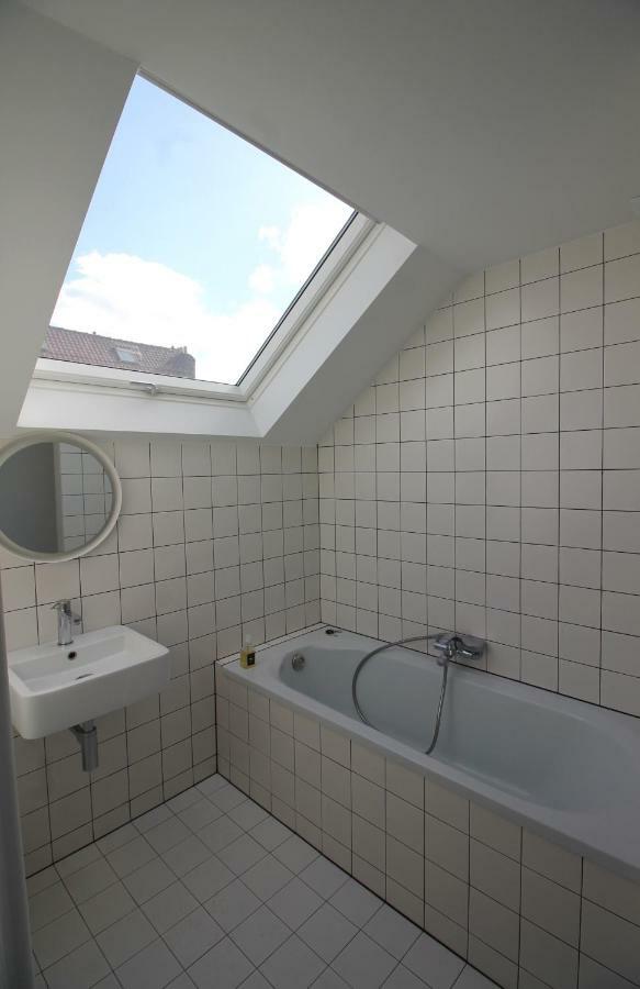 Canopee Guesthouse Ixelles Eksteriør bilde